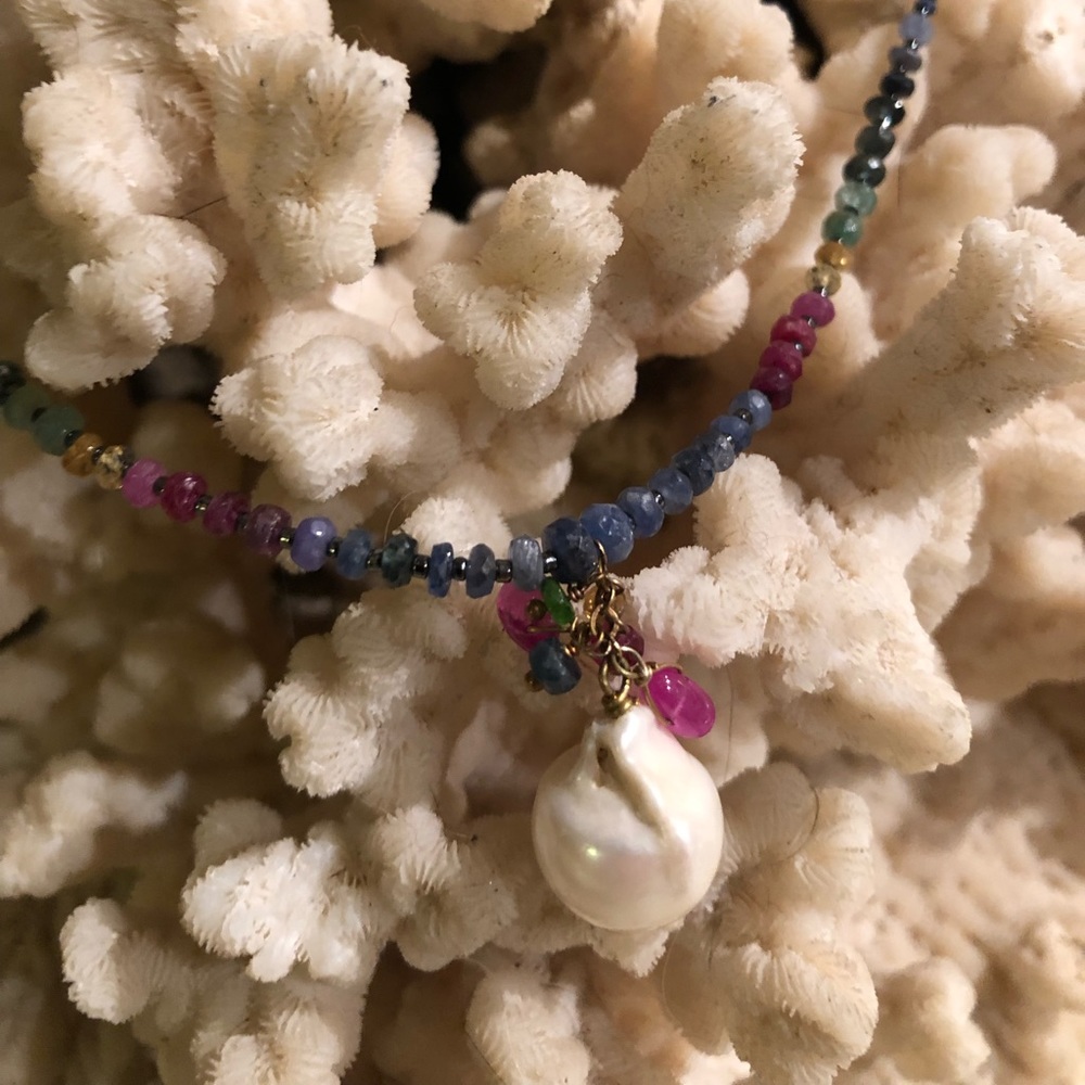 Baroque pearl necklace